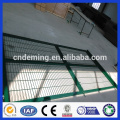PVC-überzogene grüne Farbe Ral6005 Doppelte / einzelne Tür-Eisen-Draht-Ineinander greifen-Tor